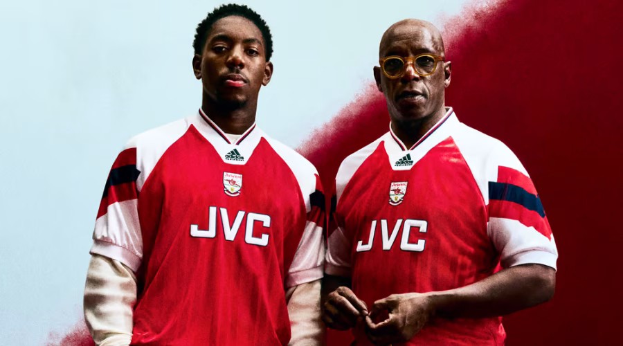 Arsenal equipacion JVC retro
