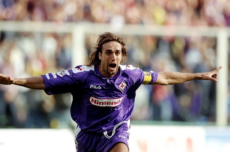 Camiseta de la fiorentina del 1998-1999 en colaboración con la empresa japonesa Nintendo